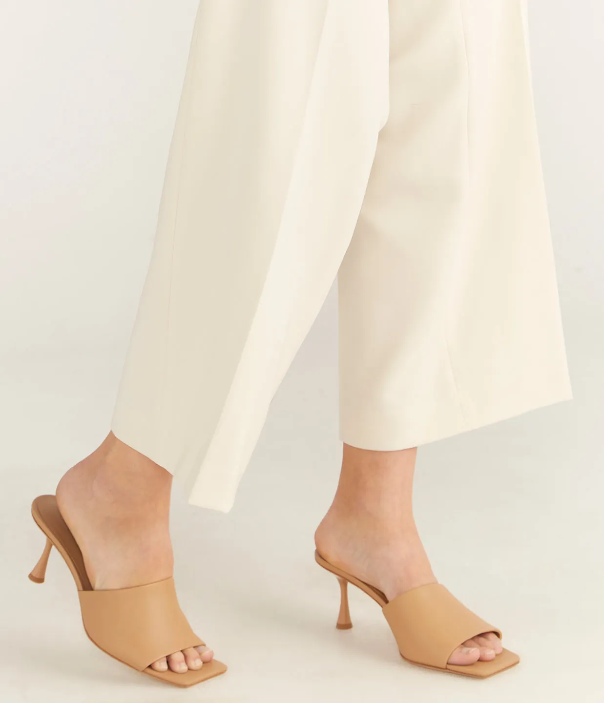 Classic Mule Heel in Beige