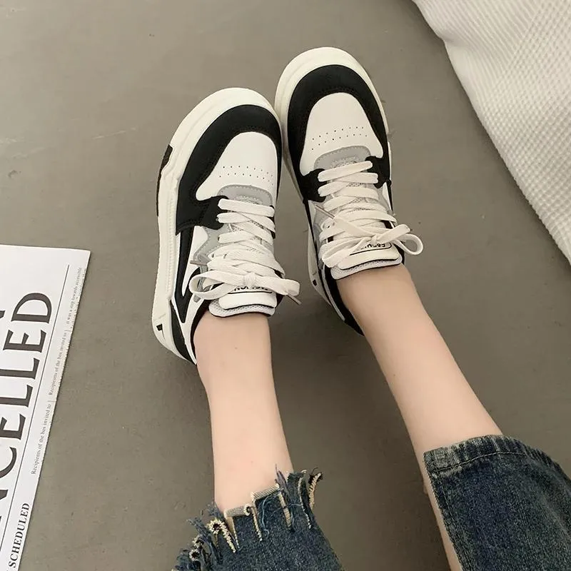 Elegant Chic Women's Sneakers for Women | Perfect for Everyday Wear