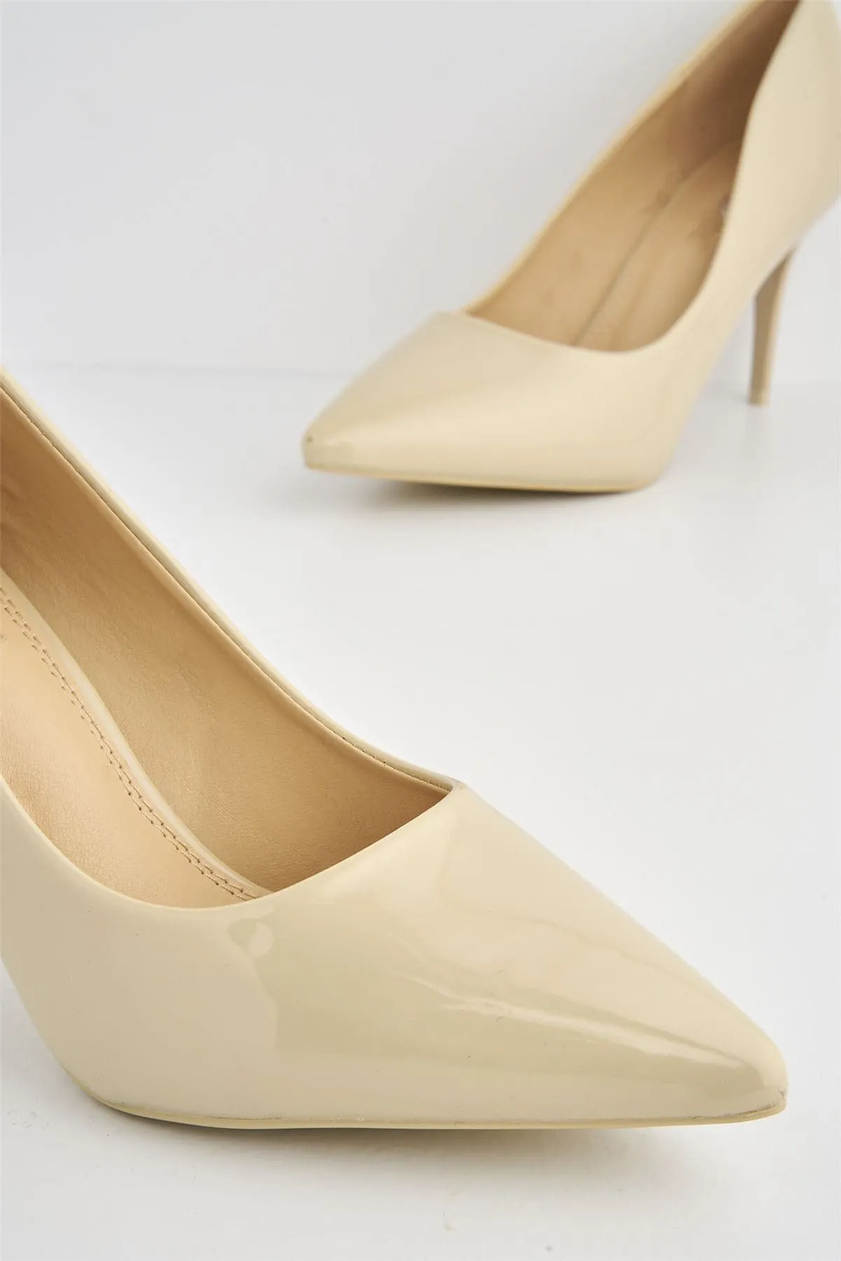 Ingrid Pointed Toe Court Heels in Beige