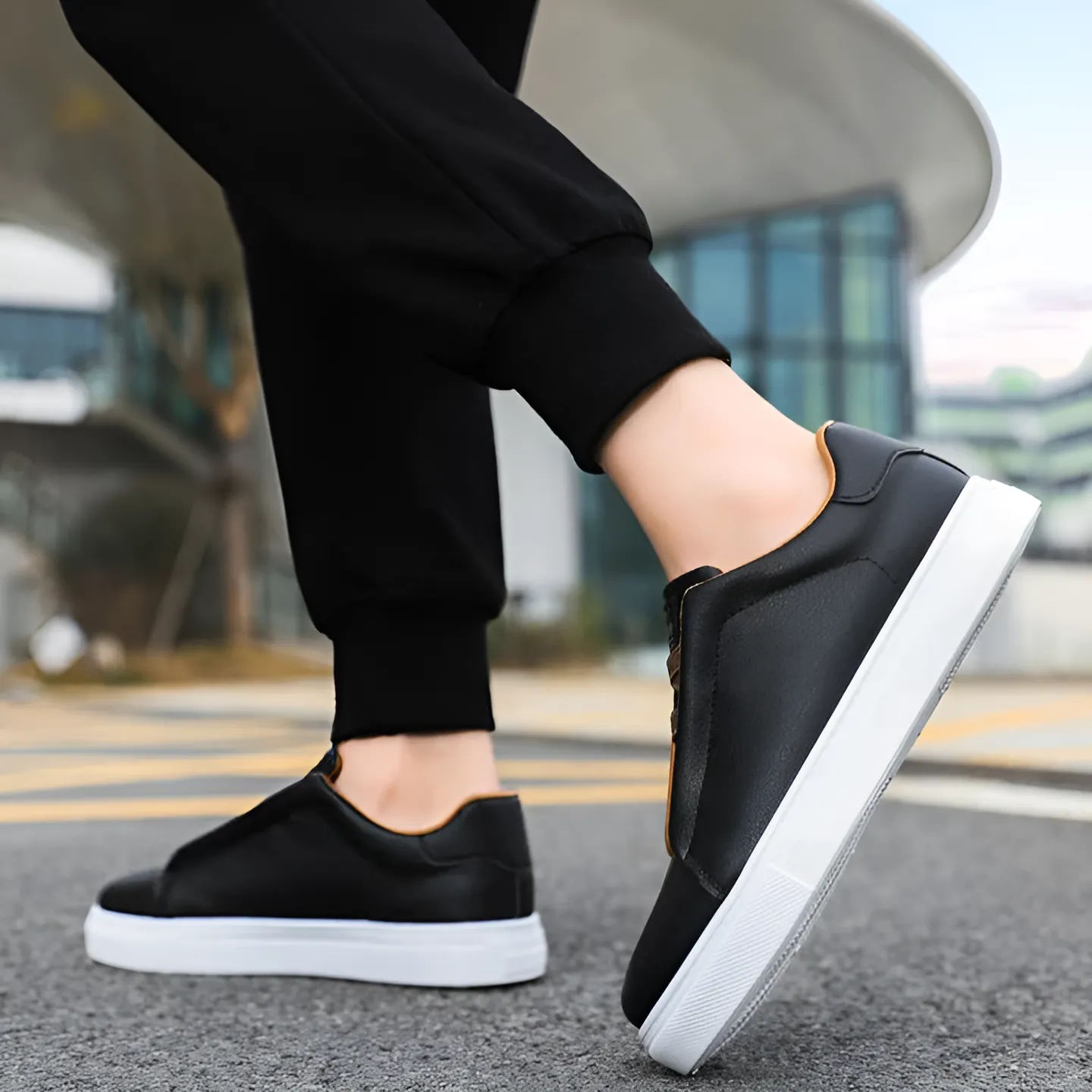 Ivyshape | Classic and Stylish Sneaker