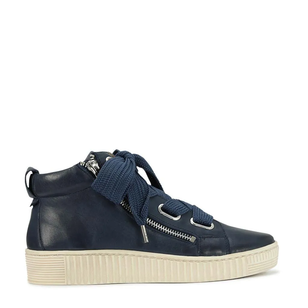 JOYOUS ARCHIVE LEATHER ZIP SNEAKER