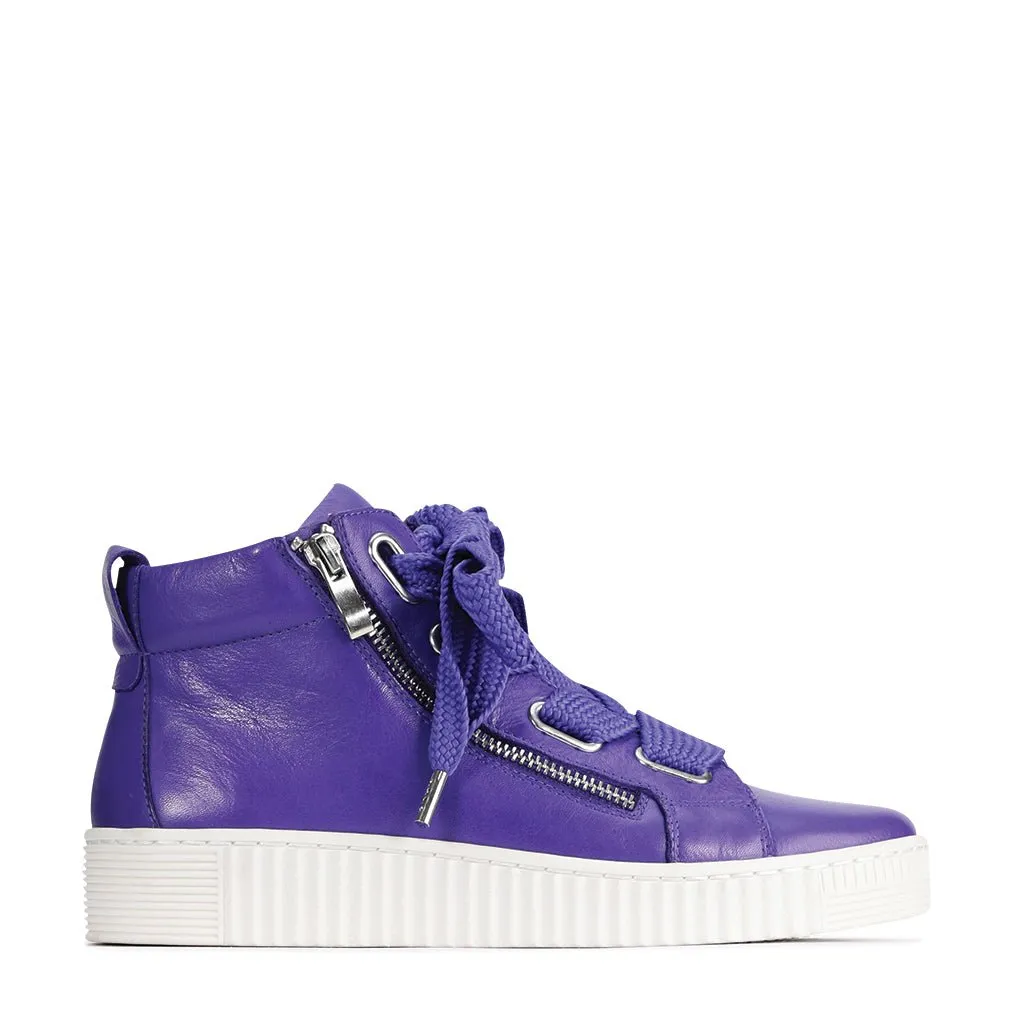 JOYOUS ARCHIVE LEATHER ZIP SNEAKER