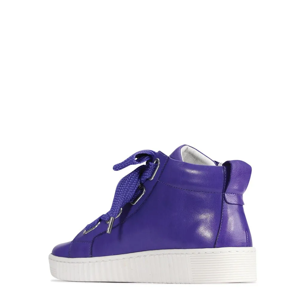 JOYOUS ARCHIVE LEATHER ZIP SNEAKER