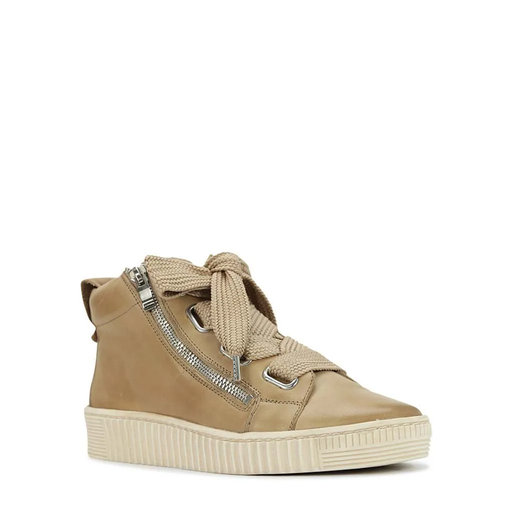 JOYOUS ARCHIVE LEATHER ZIP SNEAKER