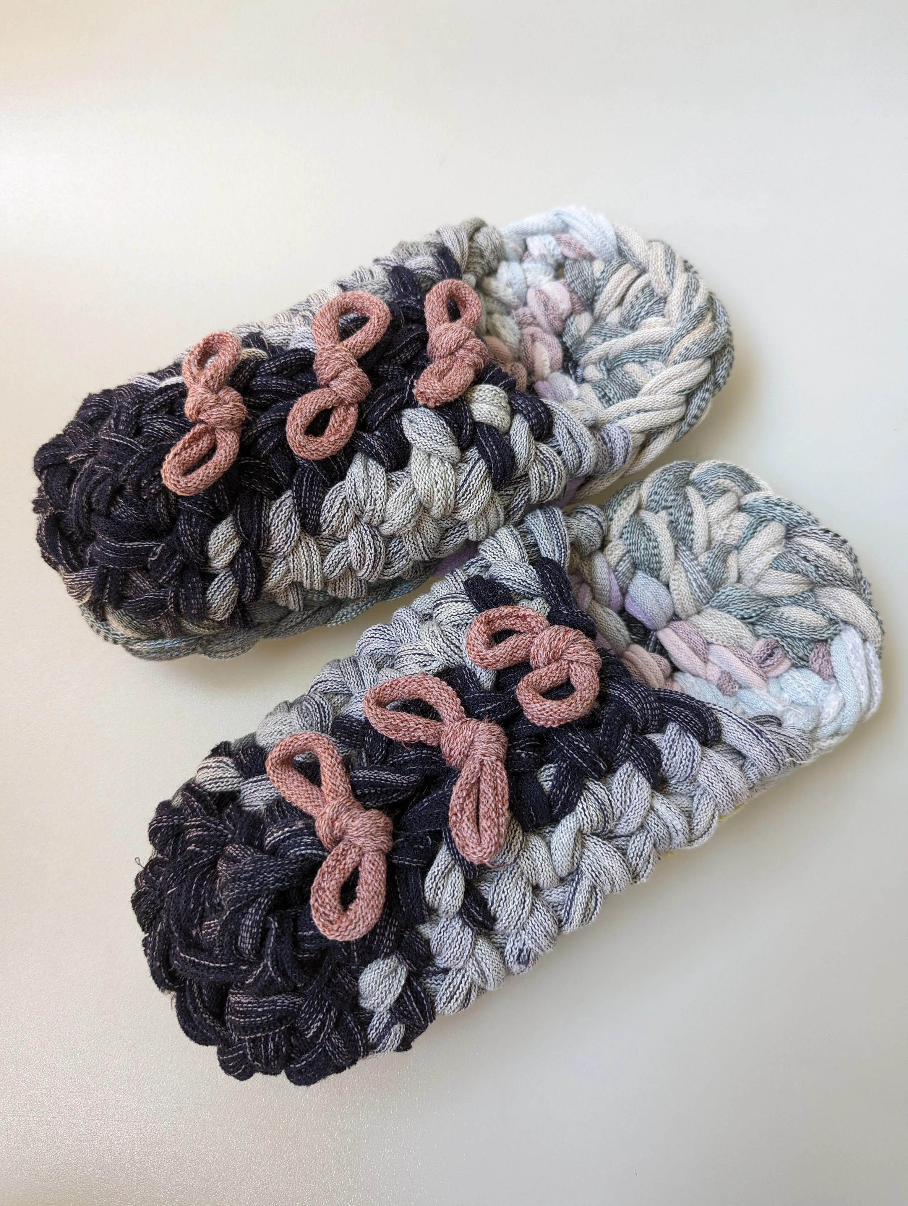 Large | Knit up-cycle slippers 2023-L17 [Large]