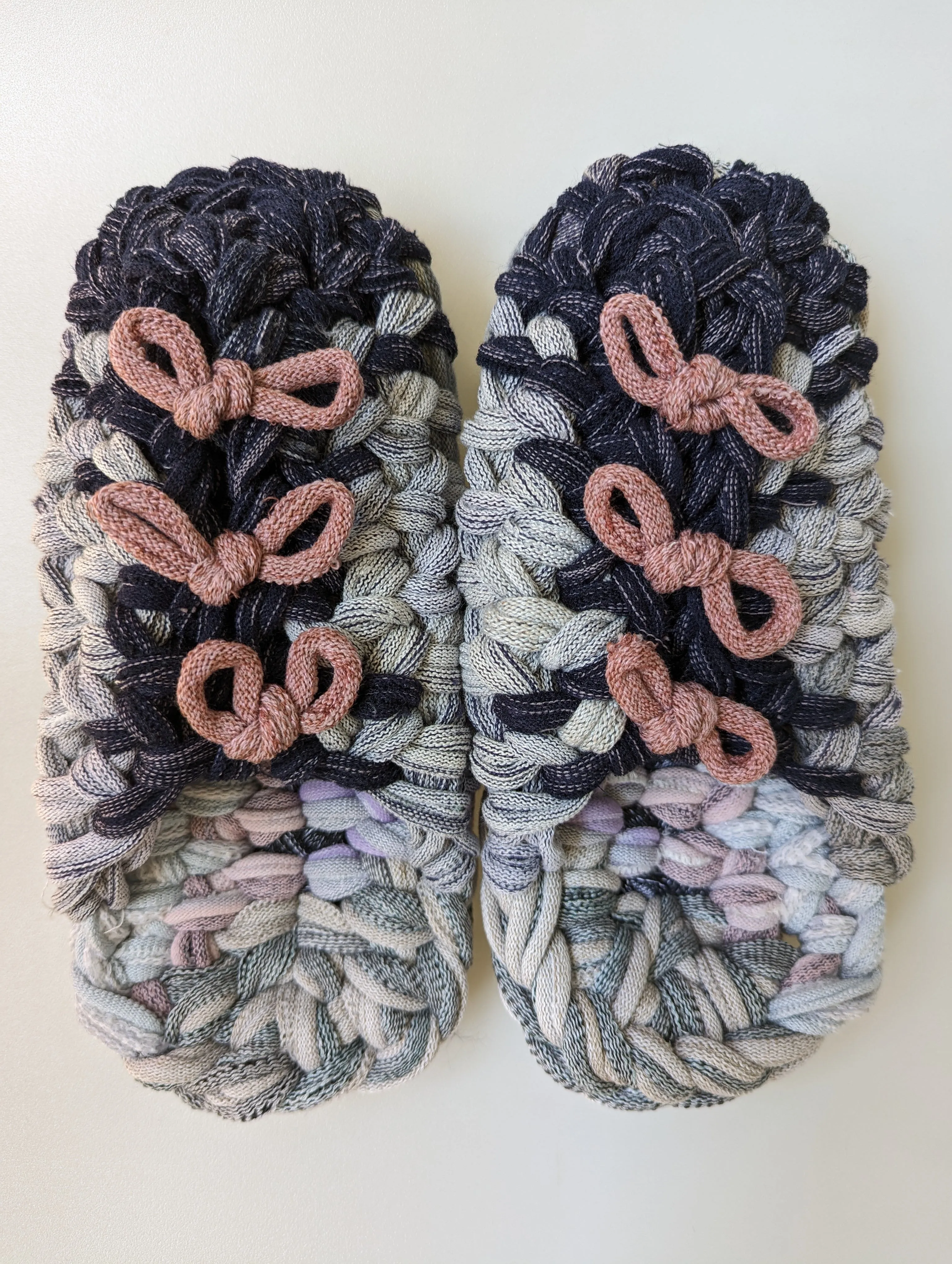 Large | Knit up-cycle slippers 2023-L17 [Large]