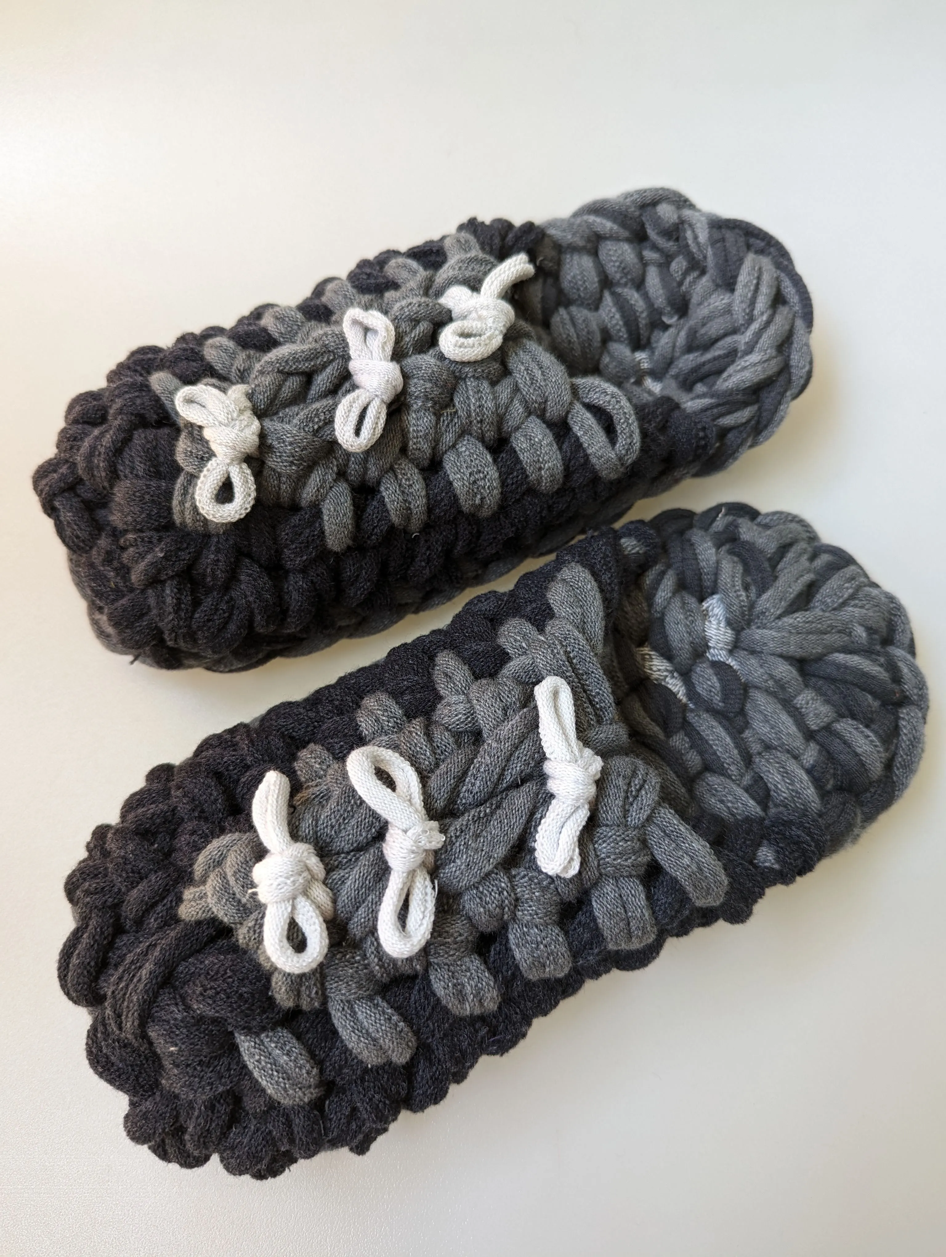 Large | Knit up-cycle slippers 2023-L21 [Large]