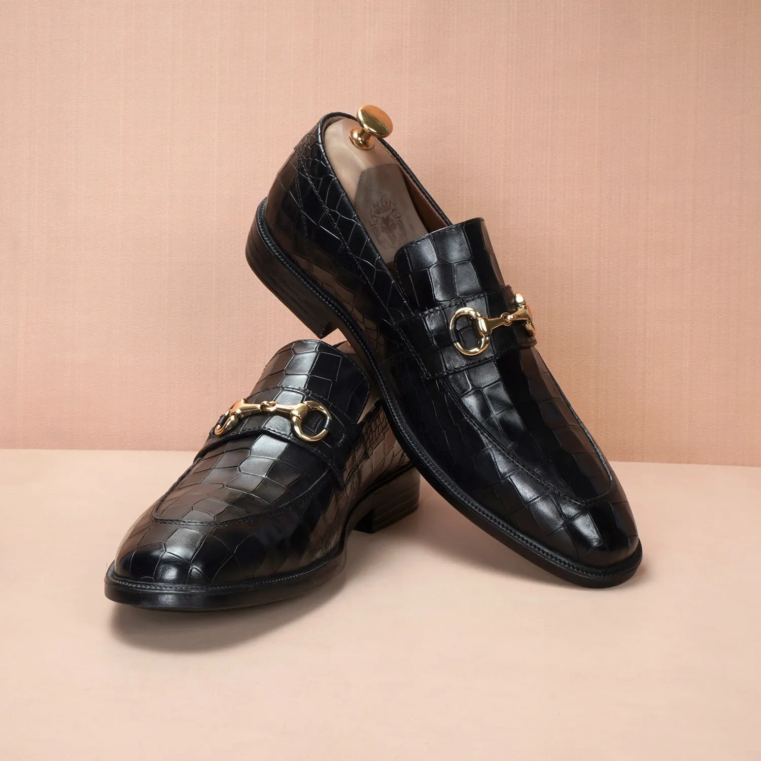 Light Weight Black Loafer in Deep Cut Leather